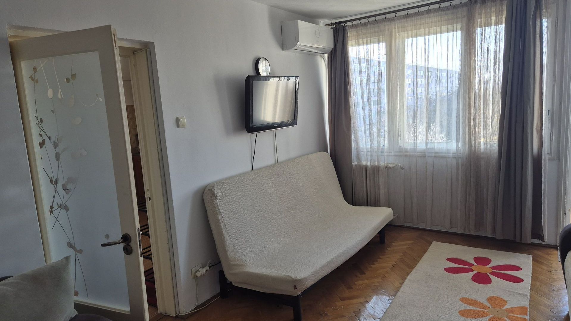 Închiriez apartament 2 camere, Piața Muncii - Arena Națională, renovat - Poză 3