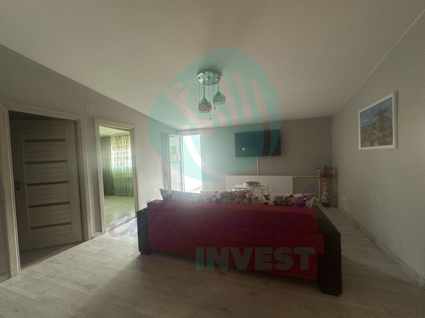 Casa cu teren de 792 mp - Poză 9