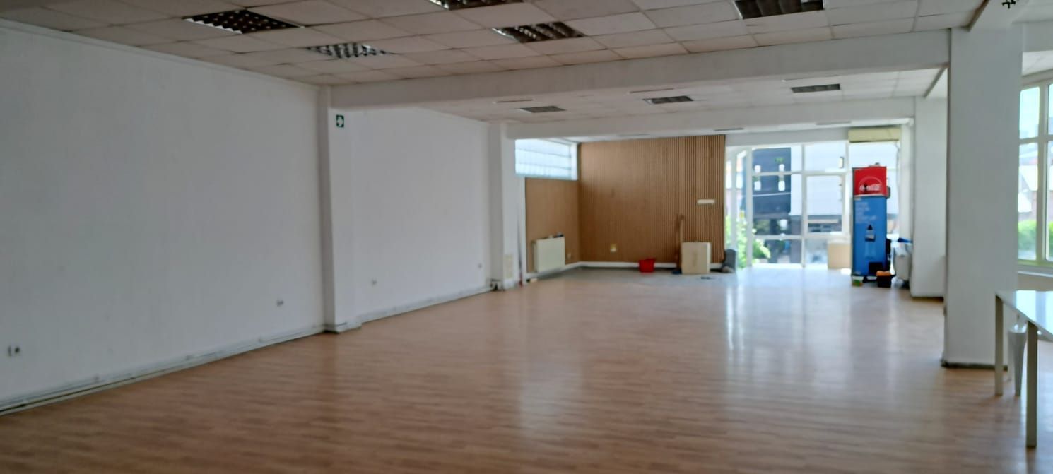 Inchiriere spatiu comercial-sala diverse Centru Pitesti - Poză 9