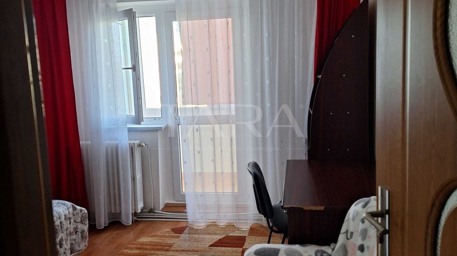 Zorilor, apartament luminos, 2 camere și balcon închis, parcare. - Poză 4