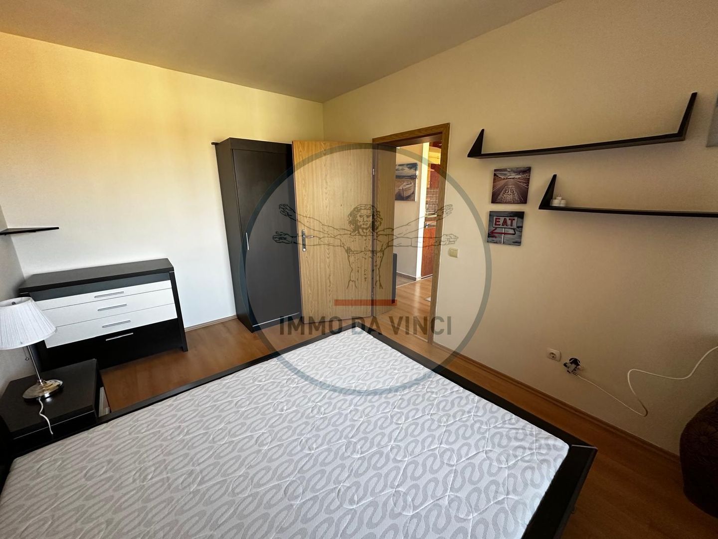 Apartament 2 camere semidecomandat Zona Gheorgheni cu garaj subteran - Poză 3