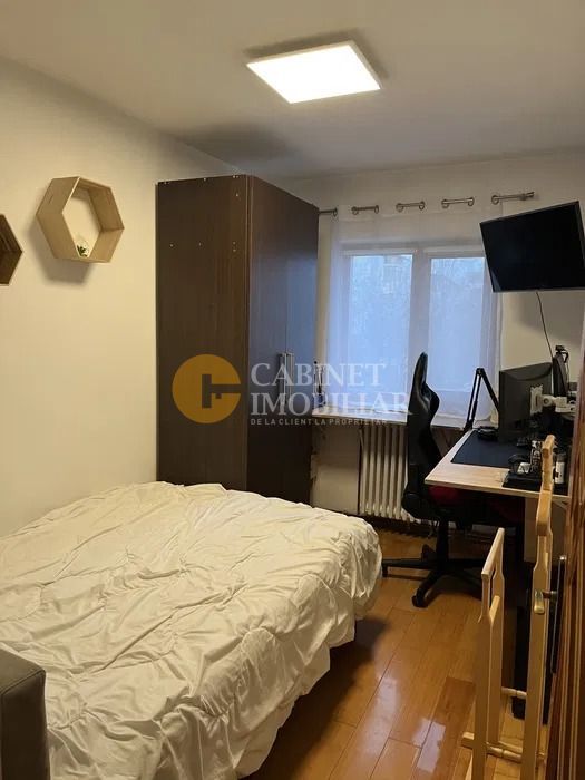 Apartament 3 camere decomandat, etaj intermediar, zona DACIA - Poză 3