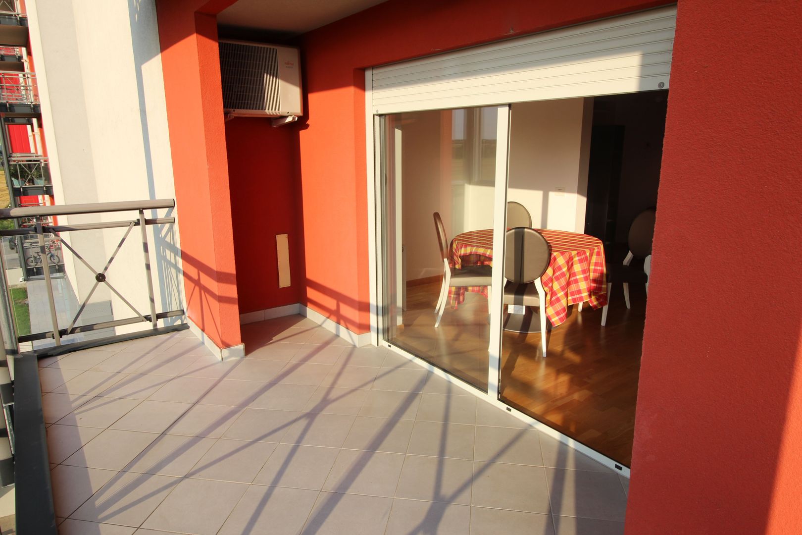 Apartament 2 camere cu  loc de parcare in subteran - Poză 3