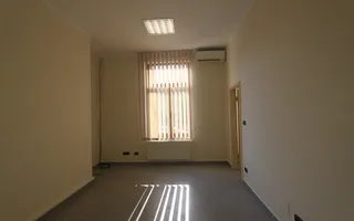 Birouri în vila - zona Balcescu - Poză 25