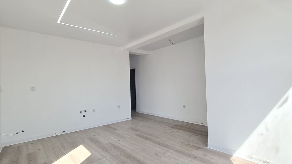 Casa individuala 4 camere 3 bai si garaj Cartier Izvor - Poză 9