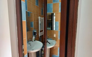 Birou, central, Ady Endre Oradea, 40 mp. 399 E/lună. Comision 0 - Poză 10