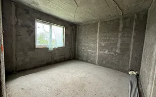 Casa la rosu dispusa pe Parter | 740 Teren | Sag - Poză 12