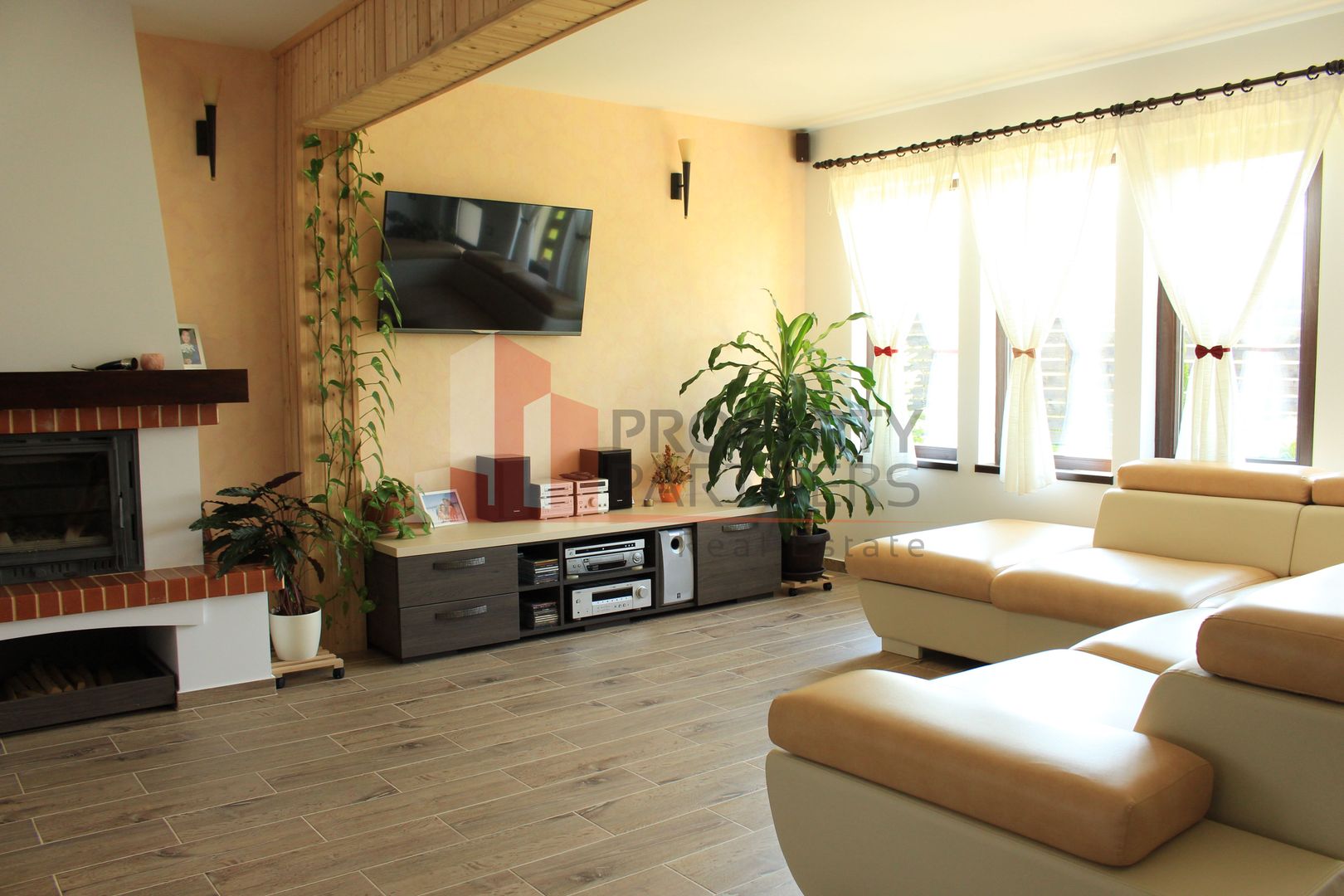 Casă la cheie, complet mobilatā si utilata in Bran-Sohodol - Poză 8