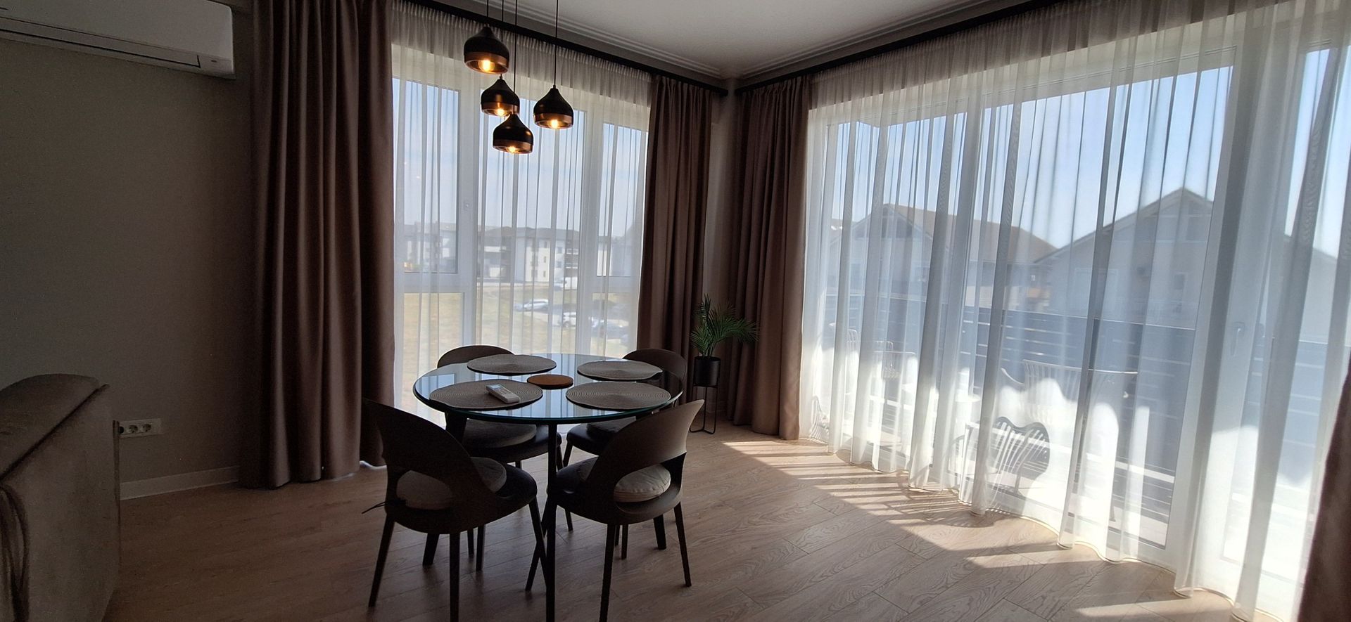 Apartament mobilat si utilat cu 2 locuri de parcare - Poză 9