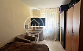 Apartament cu 1 cameră de vanzare în zona Rogerius, Oradea - Poză 1