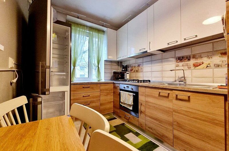 3 Cam Militari Gorjului Centrala Proprie Modern 2 Bai Metrou - Poză 13