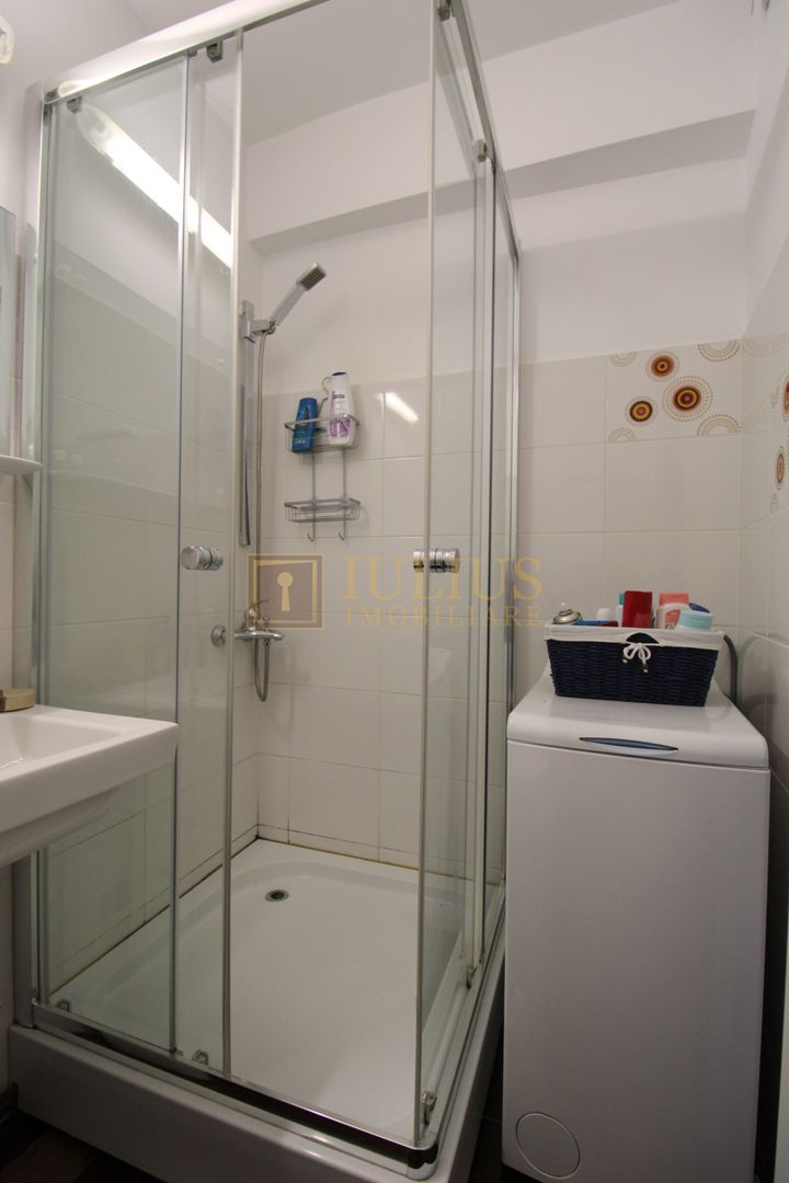 Piata Vicotoriei, 3 camere, centrala proprie - Poză 9