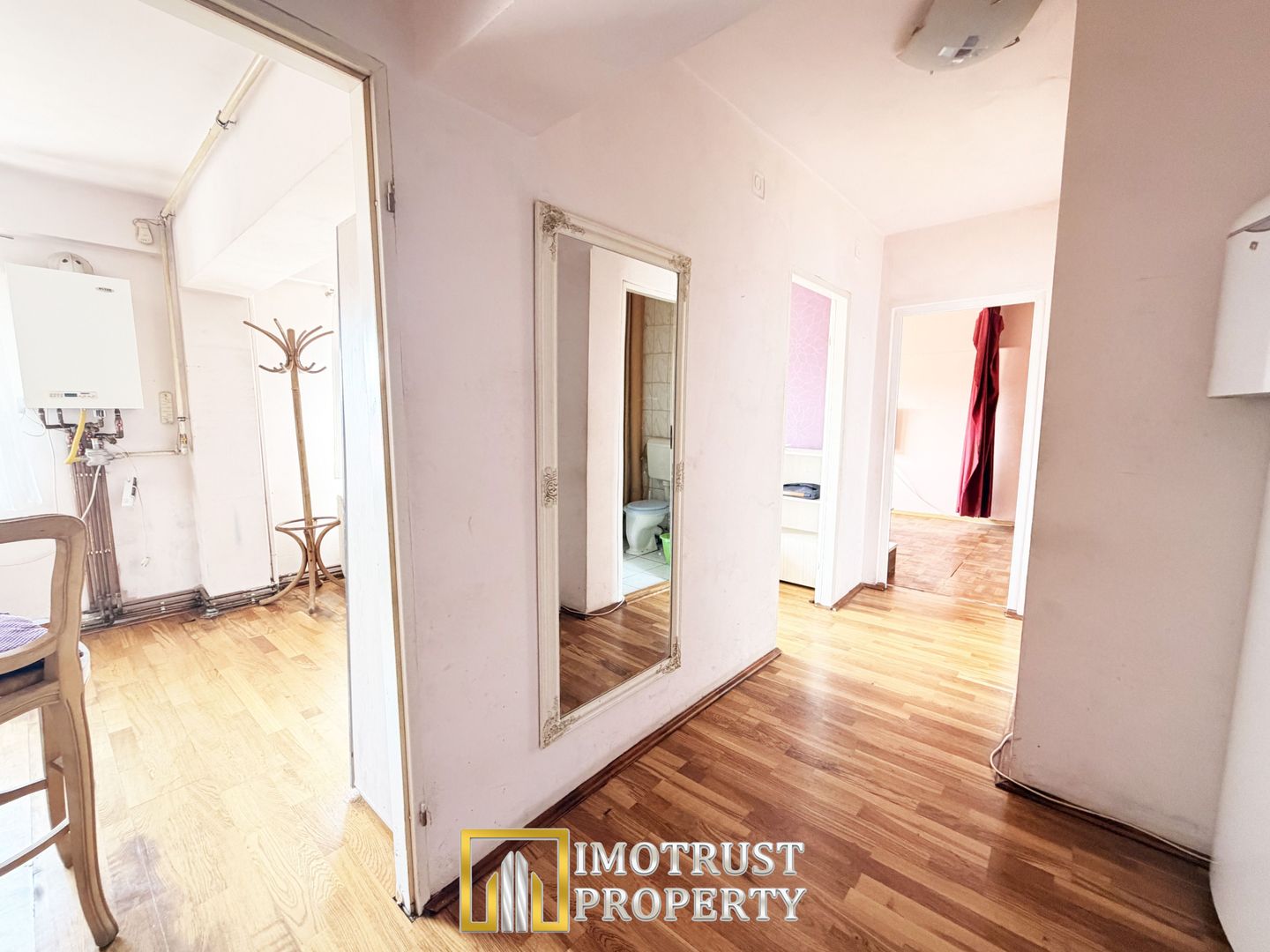 Apartament 3 camere spațios | Etaj 2 | Zonă Tic Tac – Str. Poetului - Poză 3