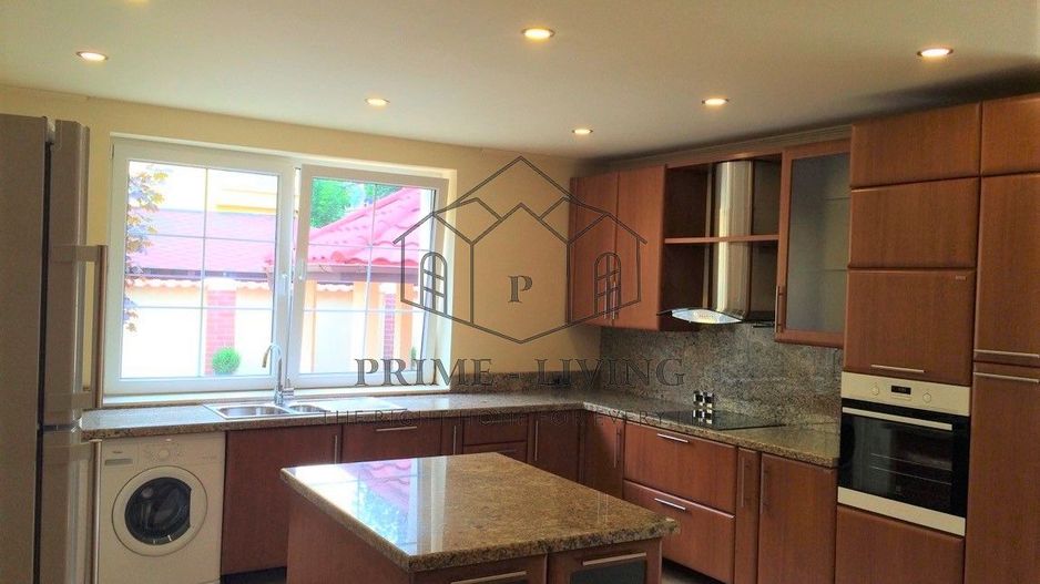 VILA CU 6 CAMERE LA INCHIRIERE LANGA BRITISH SCHOOL - Poză 3