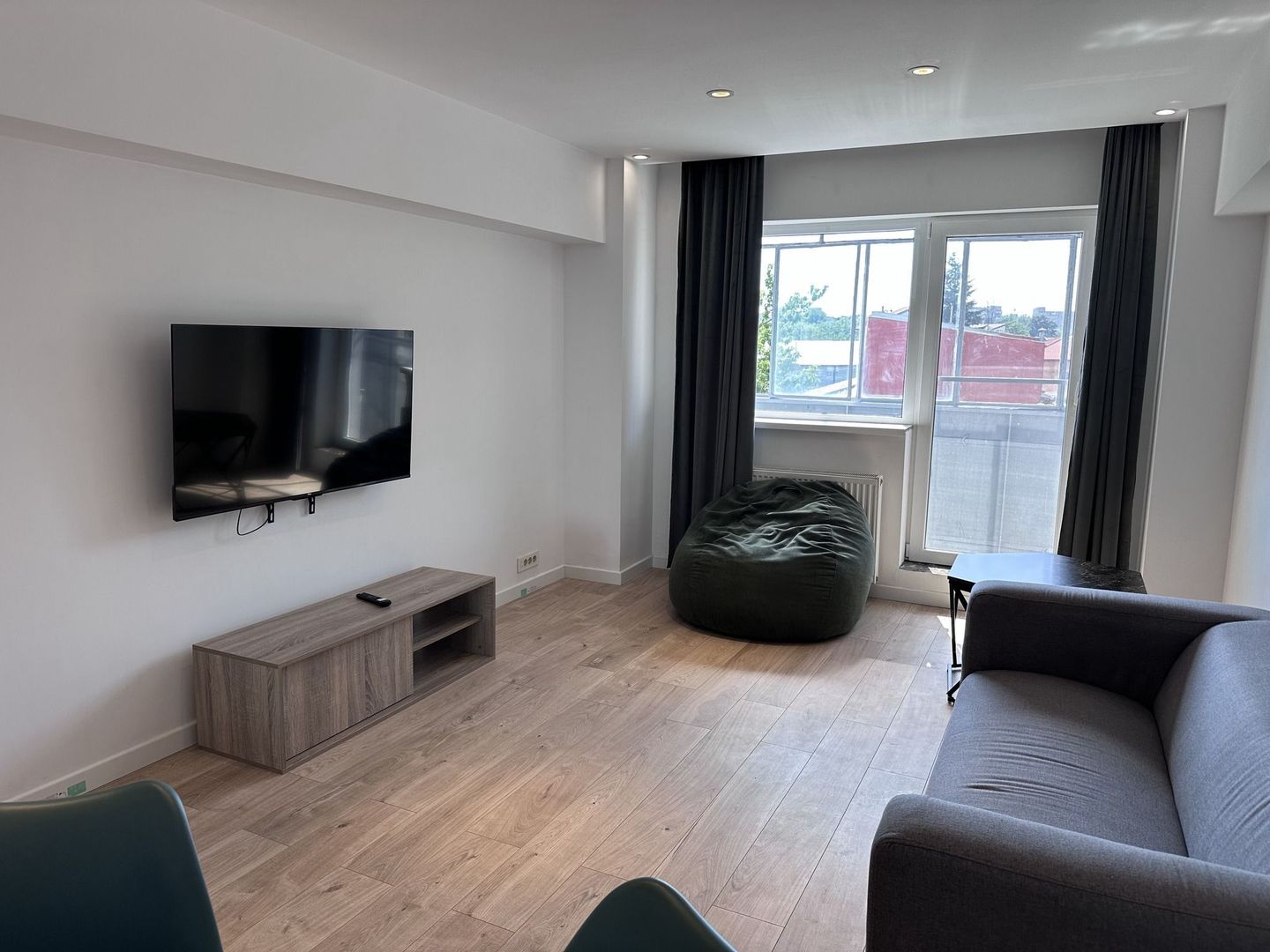 AP. 2 CAMERE 13 SEPTEMBRIE, MASINA SPALAT VASE, MOBILAT/UTILAT MODERN - Poză 2