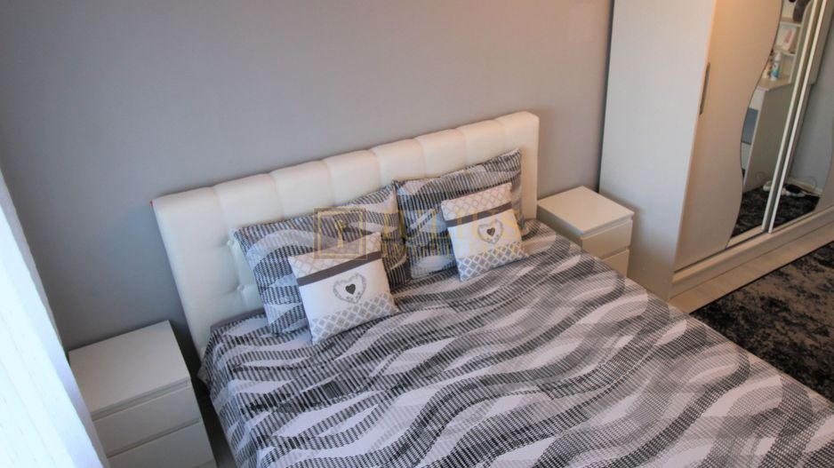 3 camere, clima, bloc anvelopat, Str. Cosminului - Girocului. - Poză 3