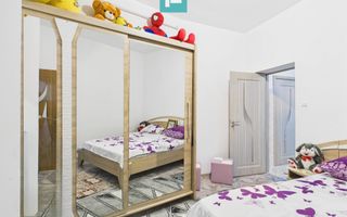 Două case, curte mare, lângă Castelul Huniazilor - Poză 5