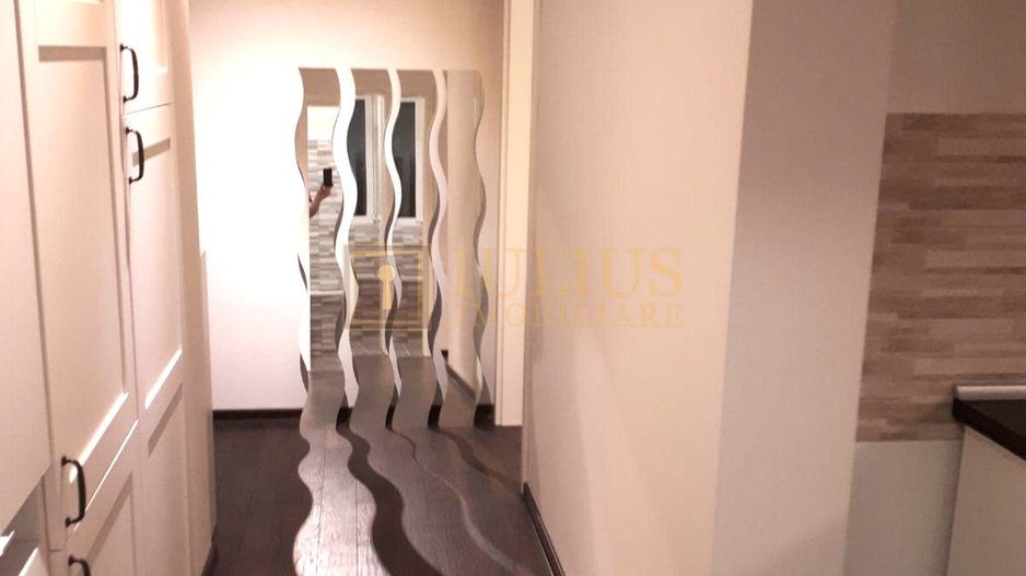 Apartament cu 2 camere langa Spitalul Judetean, loc de parcare - Poză 6