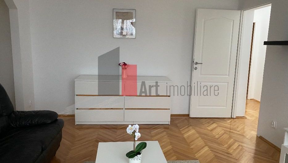 Apartament cu 3 camere de inchiriat in zona Grivitei/Grivita - Poză 1