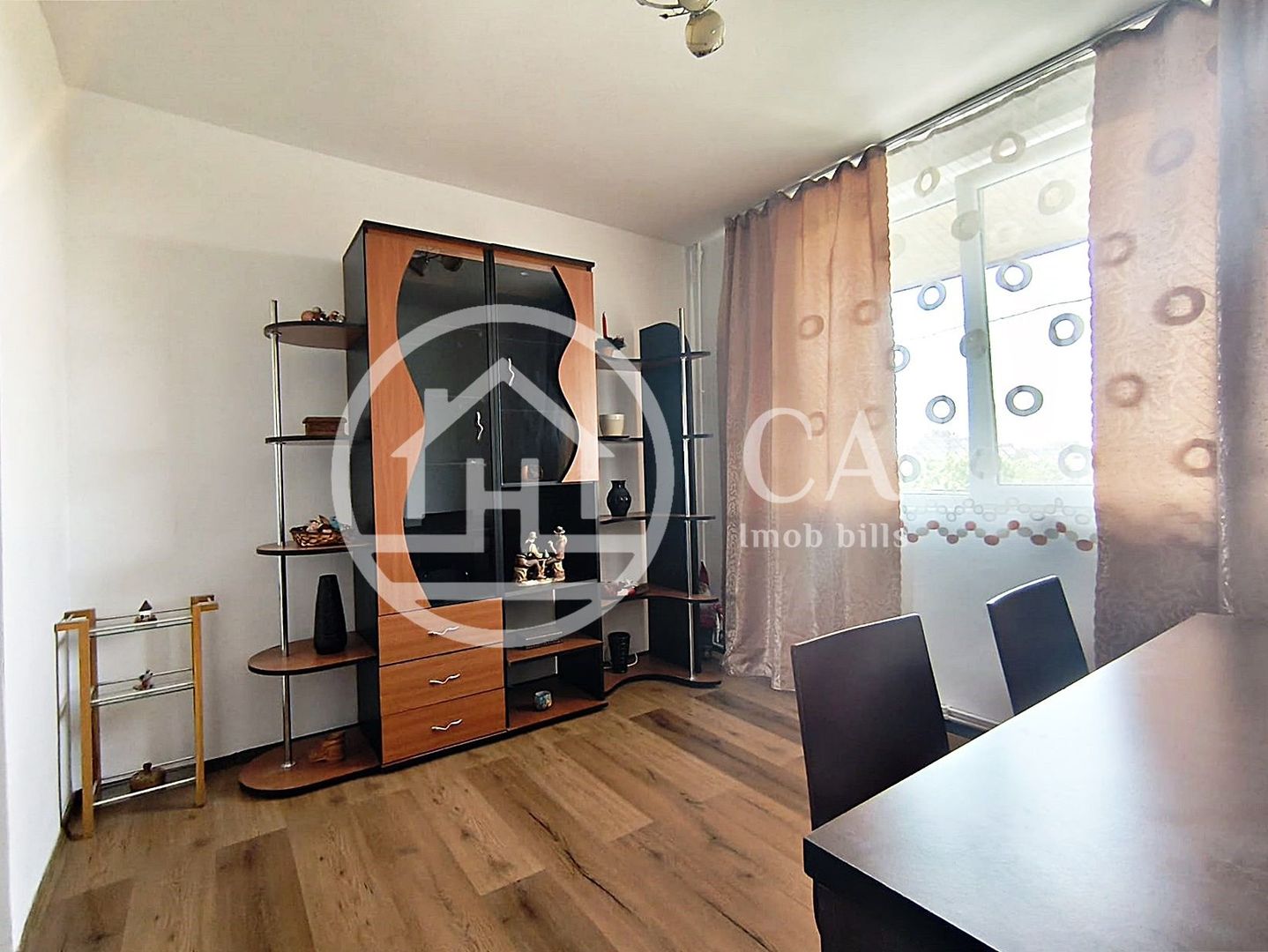 Apartament de închiriat cu 3 camere în zona Rogerius, Oradea - Poză 5