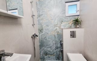 CASĂ DE VÂNZARE ÎN SIBIU, SINGUR ÎN CURTE, 4 CAMERE, 2 BĂI, RENOVATĂ - Poză 12