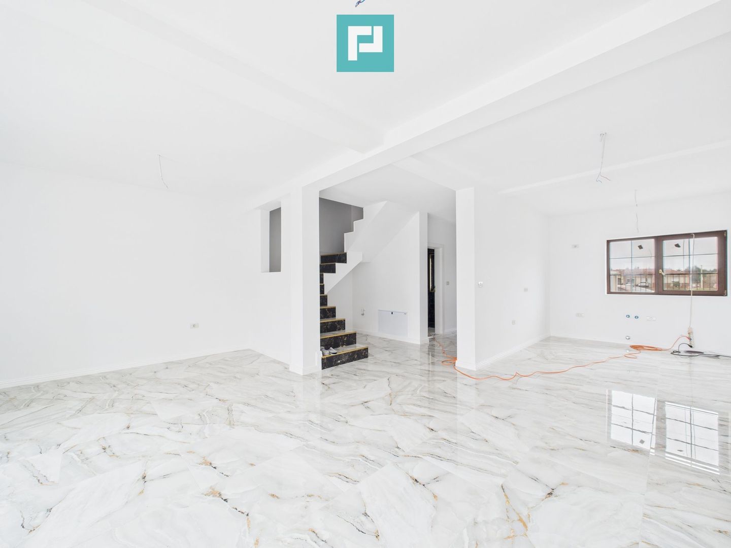 Duplex 105 mp, teren 255 mp, Mosnița Nouă - Poză 1