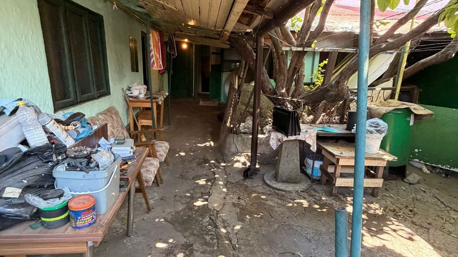 URGENT!, CASA LA PRET DE APARTAMENT, singur curte,, NEGOCIABIL - Poză 3