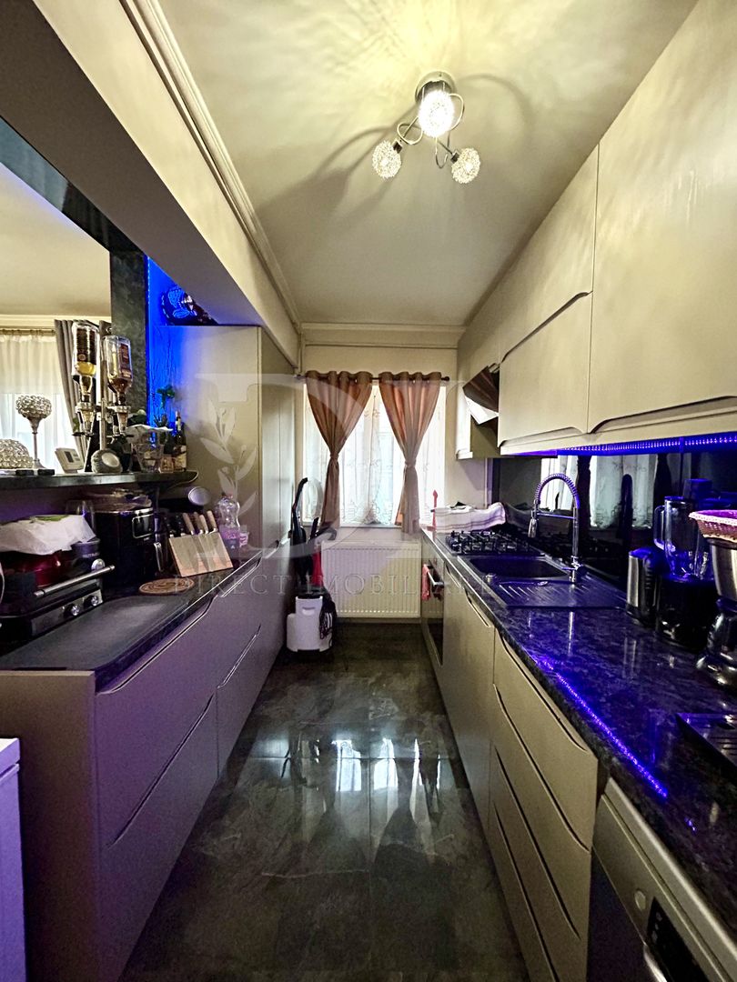 Apartament de vânzare 3 camere/ Eroilor / Floresti - Poză 3