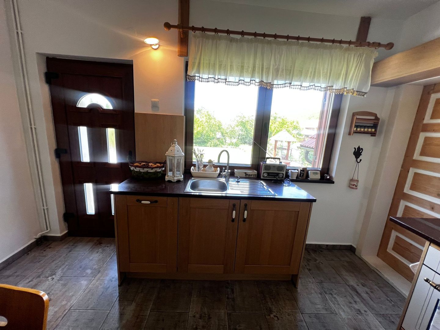 Ocazie unică! Casă de vânzare în stațiunea Covasna! - Poză 17