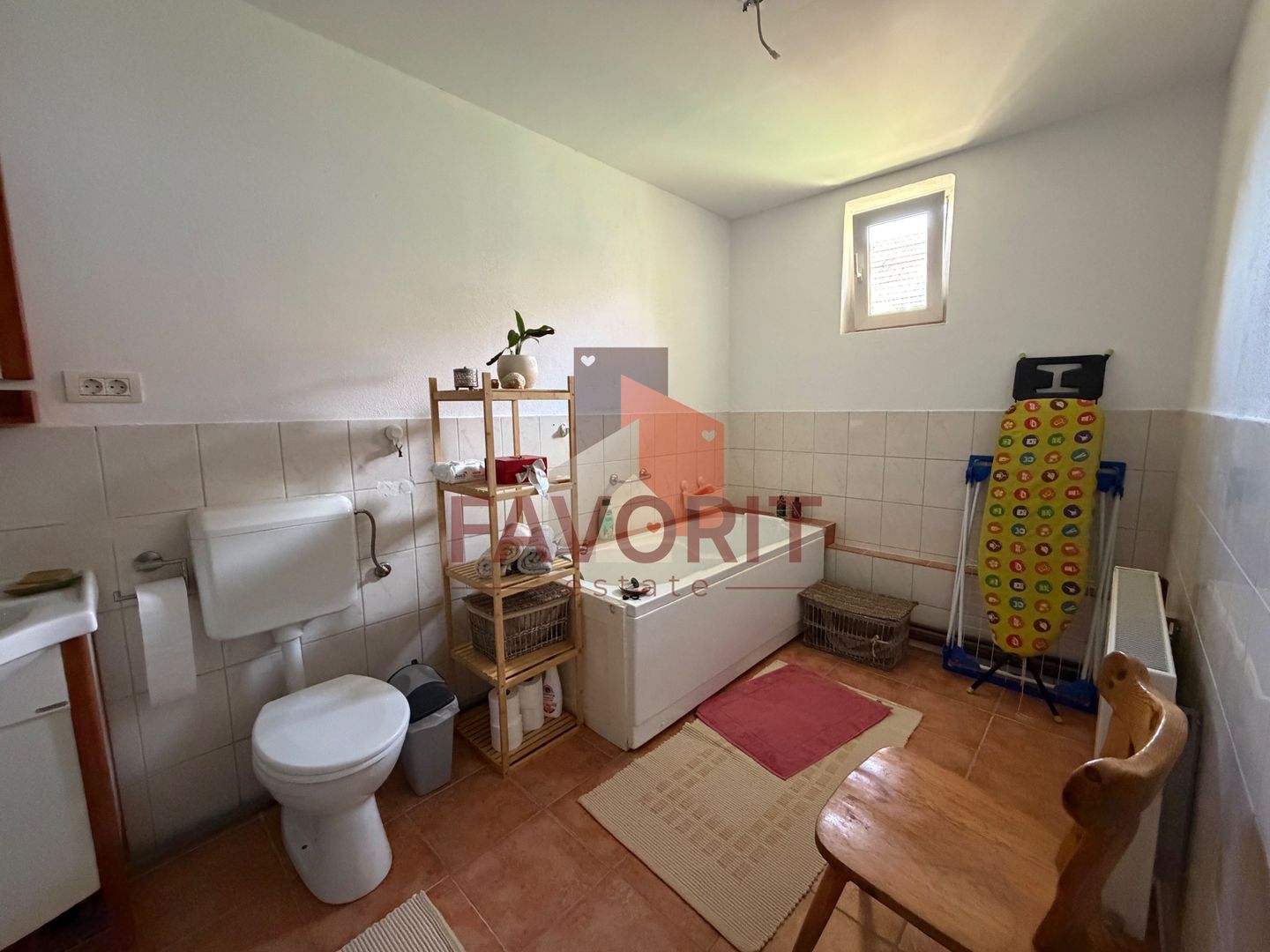 Casă +  teren 1.514 mp în Ianova | 4 camere | 2 băi - Poză 10