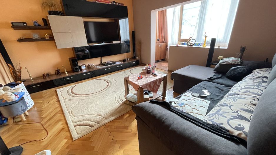 Apartament cu trei camere -zona Matei Basarab - Poză 2