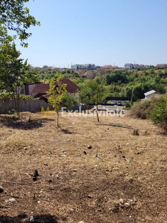 Teren intravilan Turcesti (Pitesti) - 1083 mp, demisol executat - Poză 5