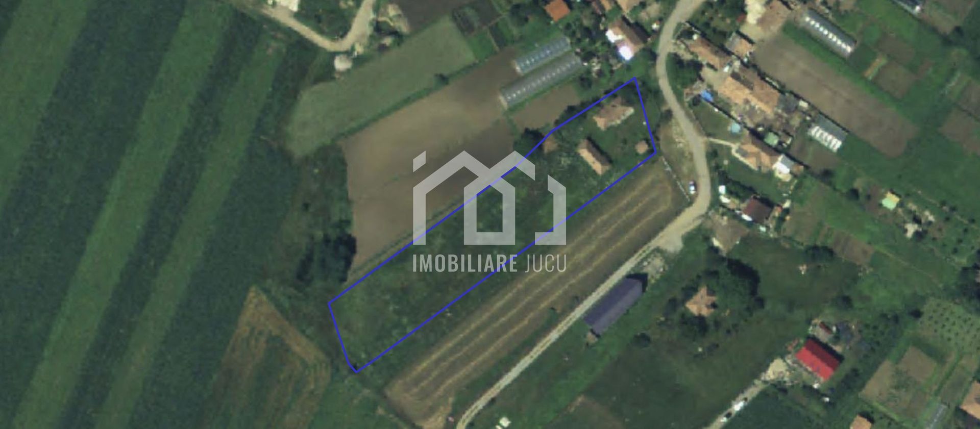 Teren cu construcție veche,  3505 m2,  front 24 ml, Jucu de Mijloc - Poză 1