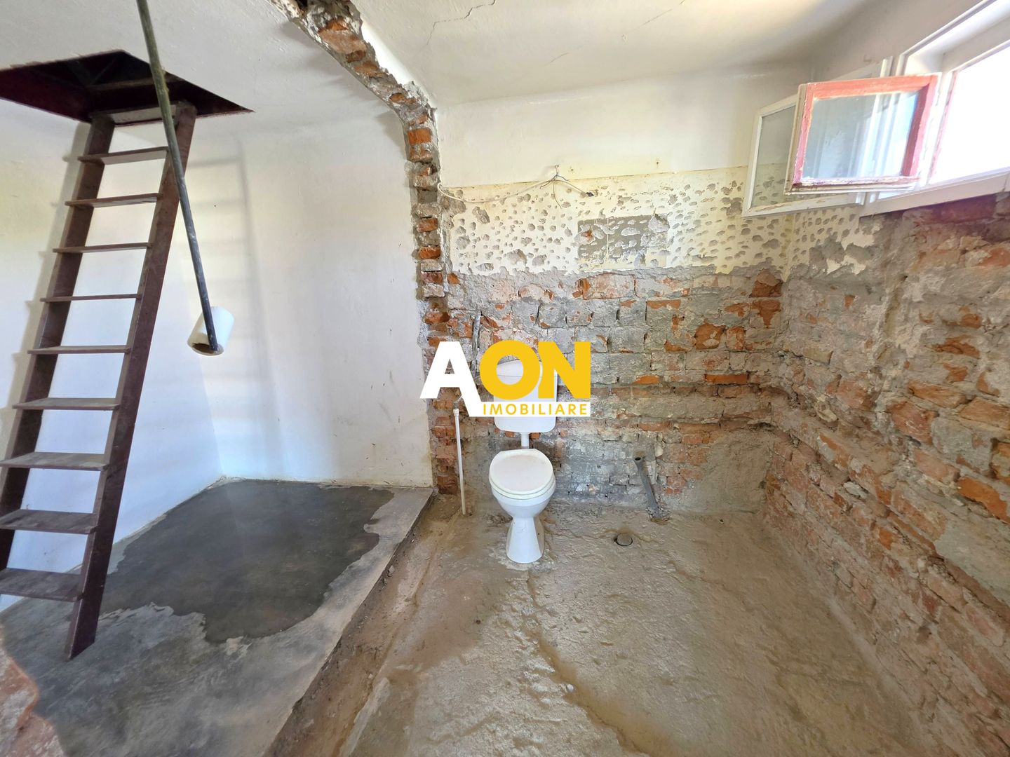 Casă semifinisată, 4 camere, 350 mp teren, la asfalt, zona Centru - Poză 10