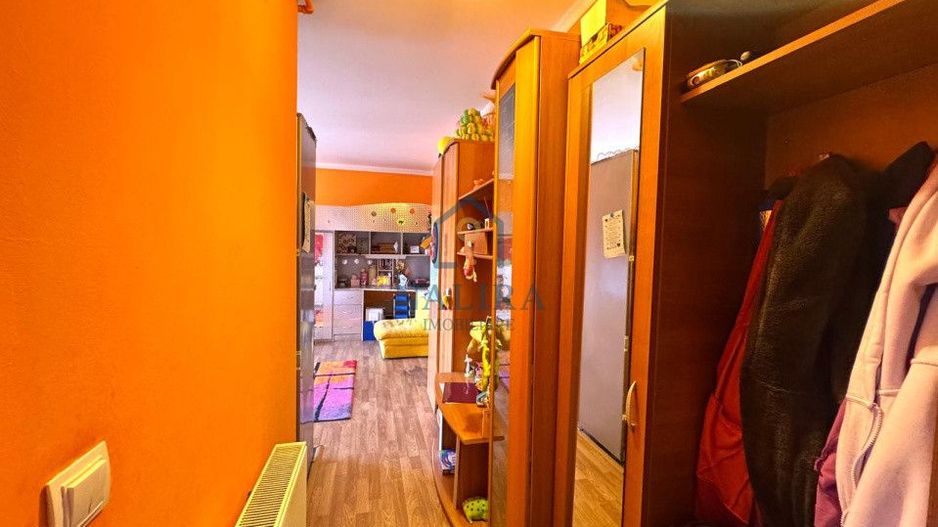Apartament cu 2 camere de vanzare Central str. Rozelor - Poză 5