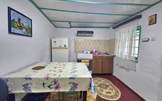 Casă de vanzare in Medgidia in zona centrala - Poză 8
