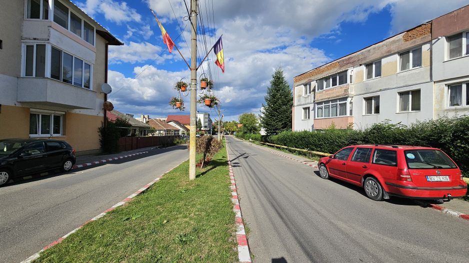 Apartament 2 Camere Săcele – Etaj 2, Bloc Izolat, Cheile la Agenție! - Poză 2