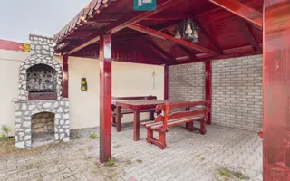 Casă spațioasă cu 4 camere în Vladimirescu - Poză 19