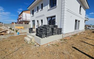 Duplex de Vanzare in Mosnita Noua. Toate utilitatile. Finisaje la alegere - Poză 3