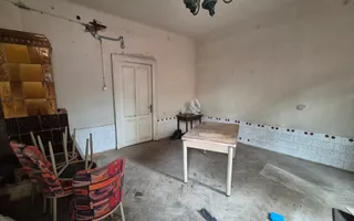 Casa P+1  - Dacia - Eminescu - curte comuna - Poză 19