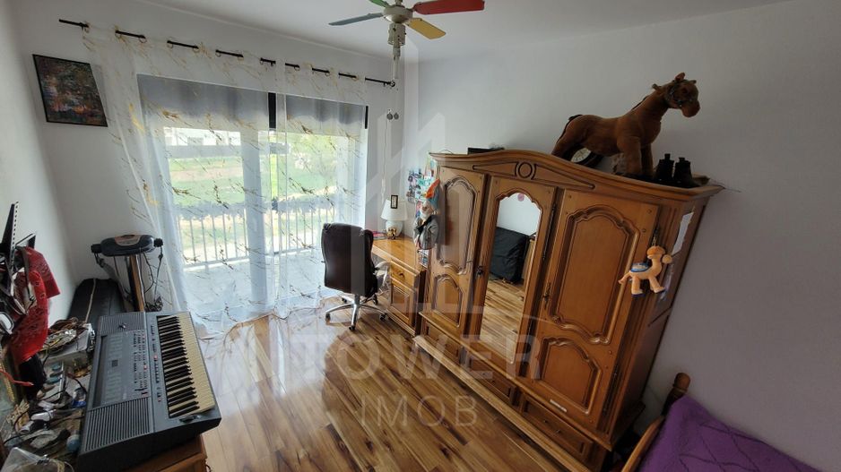 Triplex de vânzare în Șelimbăr –  terasă panoramică, panouri solare. - Poză 5