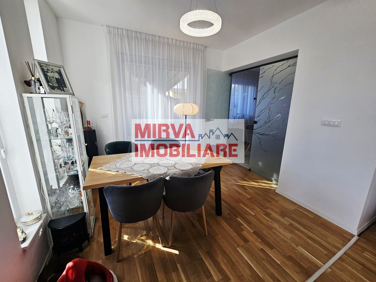 Vilă modernă 4 camere cu piscină, mobilată și utilată | Albert – MRS - Poză 16