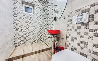 Apartament modern, etaj intermediar, orientare sud-est, zona linistita - Poză 3