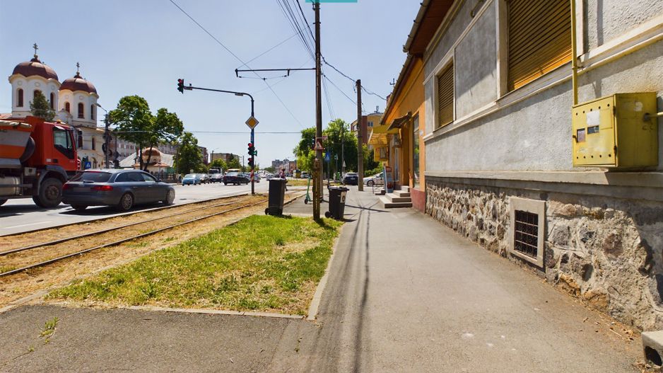 Casă pe strada Petru Rareș - Poză 3