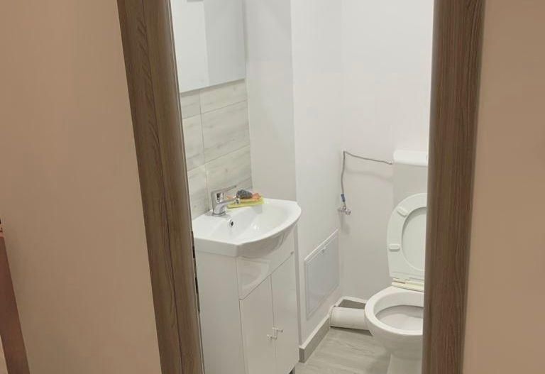 Vand apartament  3 camere - Poză 6