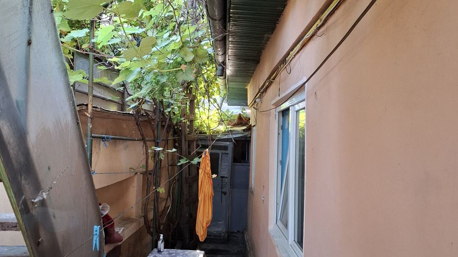 Casa cu 3 camere, zona Gheorghe Doja - Poză 2