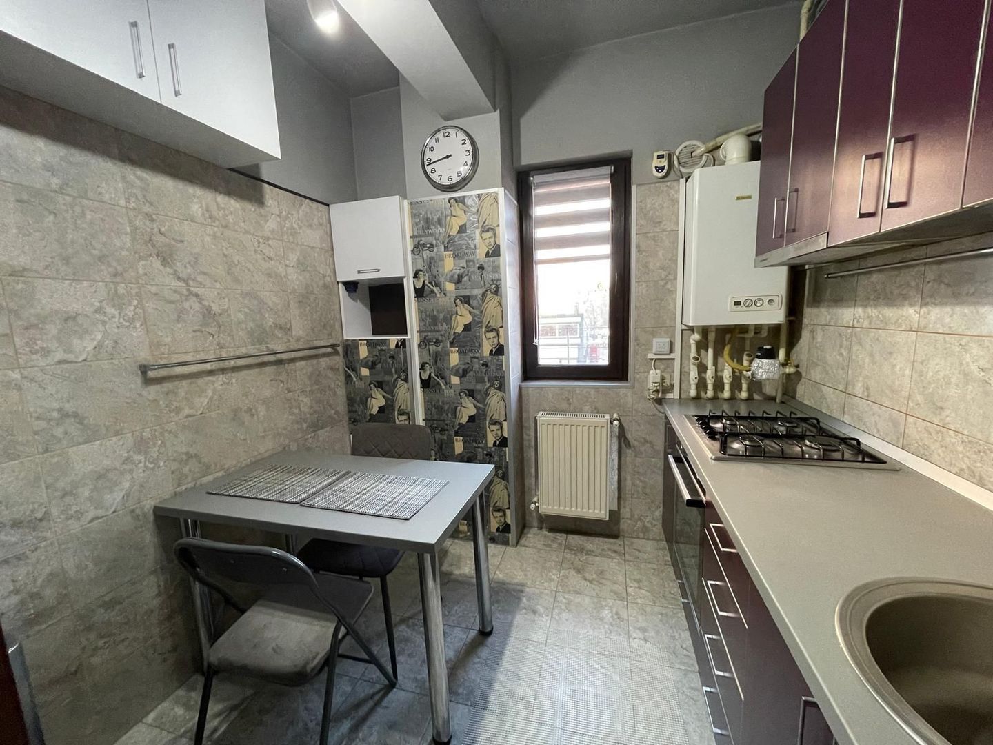 AP. 2 CAMERE APARATORI, CENTRALA PROPRIE, BUCATARIE INCHISA, METROU - Poză 3