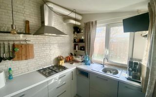 Apartament cu 2 camere in Dumbravita - Poză 6