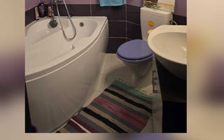 Apartament cu 2 camere decomandate, pod înalt, zonă liniștită. - Poză 4