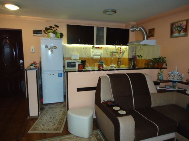 Apartament cu 2 camere de vânzare in Floresti - Poză 2